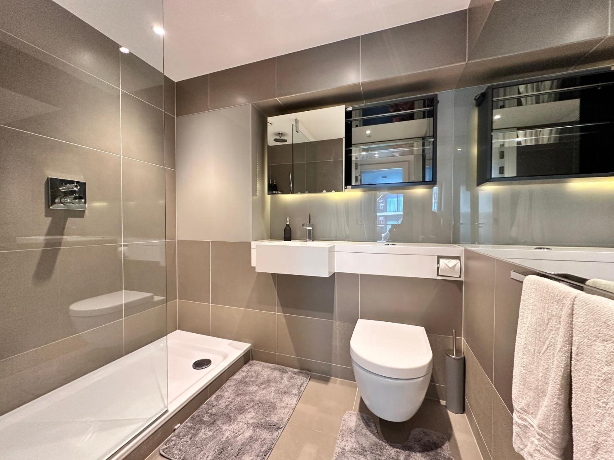 2 Bed Flat Big Ben View Apartment London Ngoại thất bức ảnh